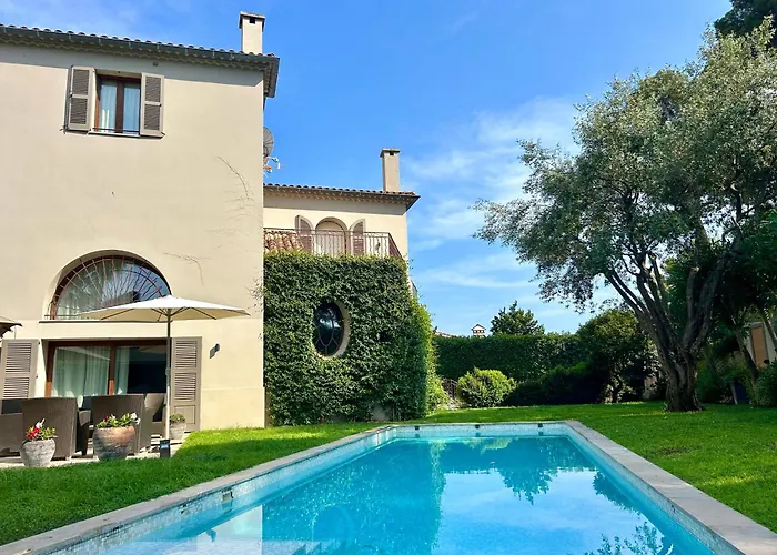 ヴィラ De Luxe Avec Piscine - Cap D'antibes *
