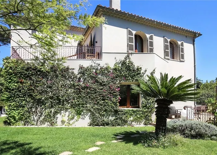 Villa De Luxe Avec Piscine - Cap D'antibes *